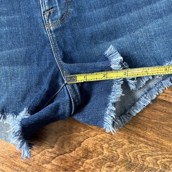 Frame Denim Dark Wash Jean Shorts 3 Inch - Picture 6 of 6